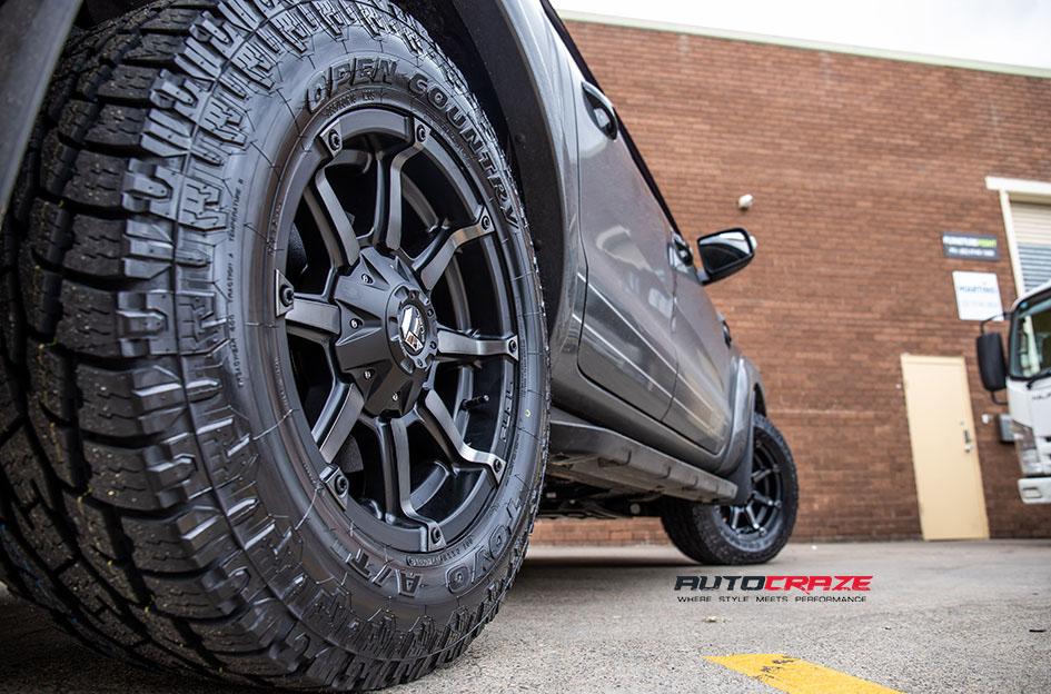 FORD RANGER COUPLER BLACK MACHINED WITH DARK TINT